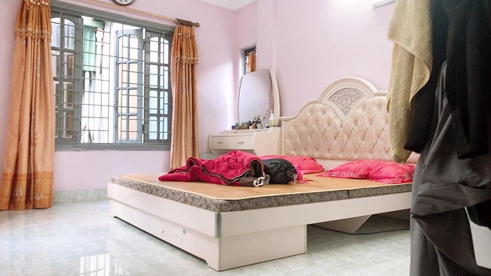 Nhà mặt phố Chùa Bộc, vỉa hè 5m, kinh doanh luôn là nhất. Chủ đang cho thuê cơ sở bán quần áo HĐ 65tr/ tháng cả nhà.