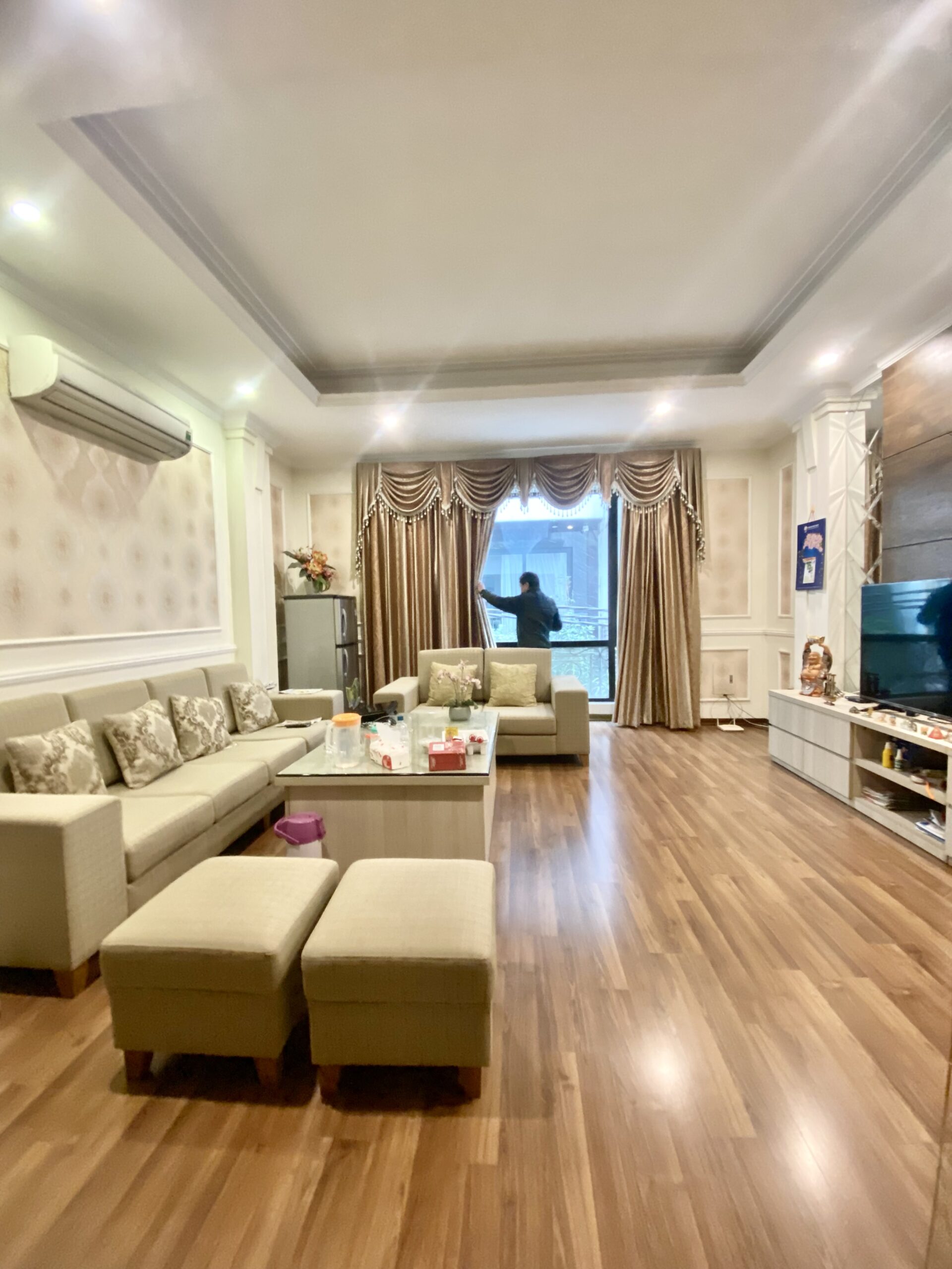 Mặt Phố Huế - Mặt tiền lớn - Kinh Doanh đỉnh cao