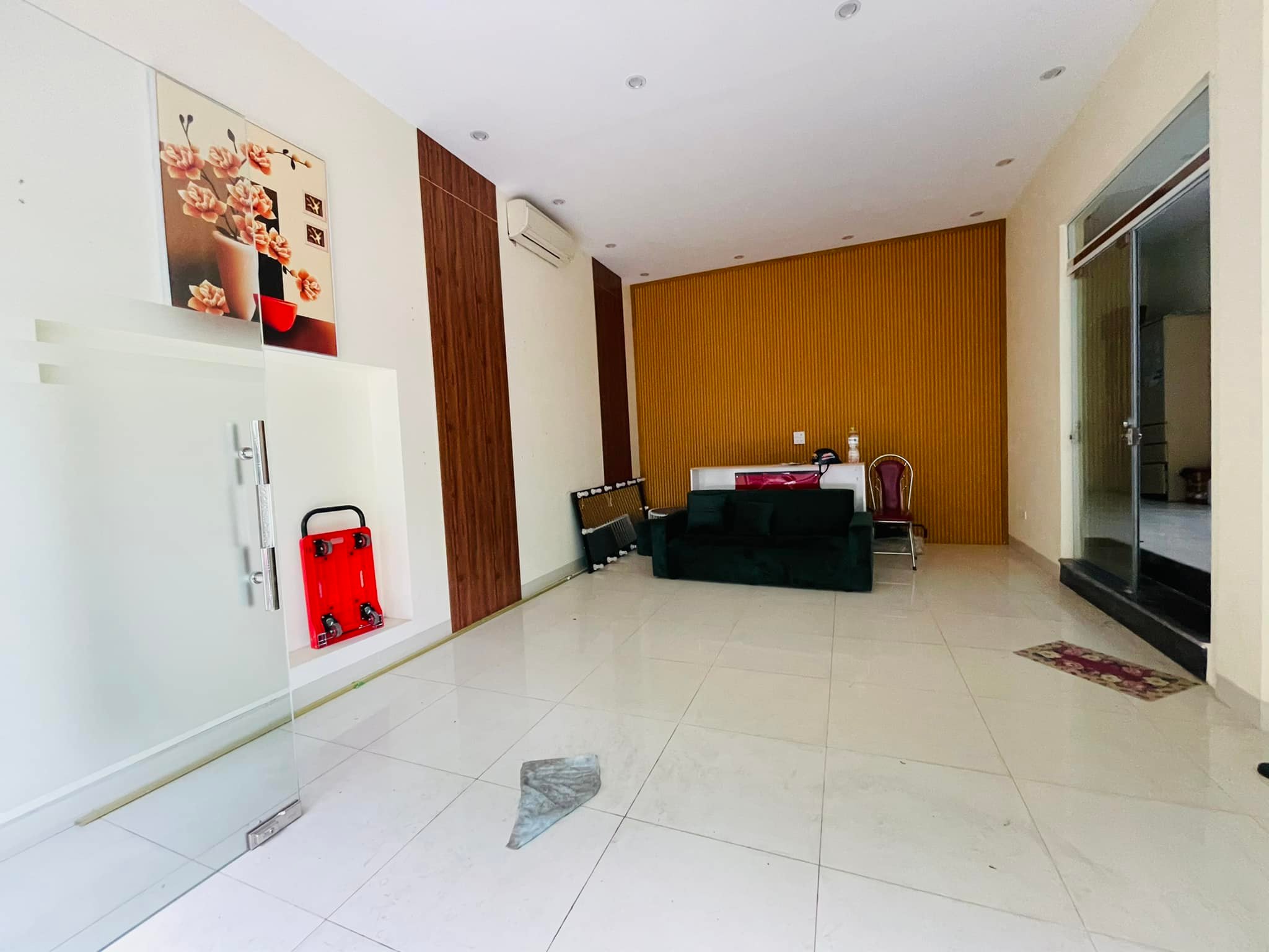 65m2