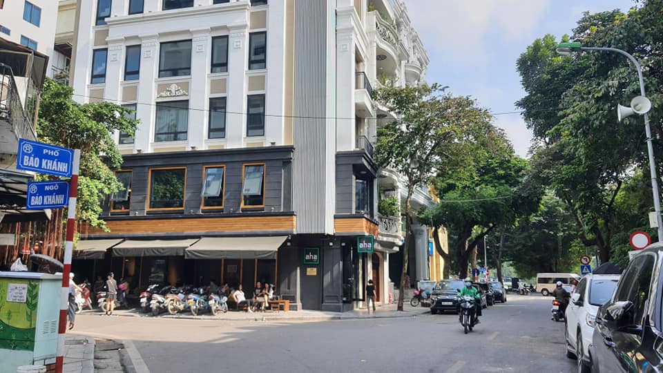 Bán Bệt Thự, 159m2, lô góc, đường ô tô tránh tại Ngọc Thuỵ - Long Biên.