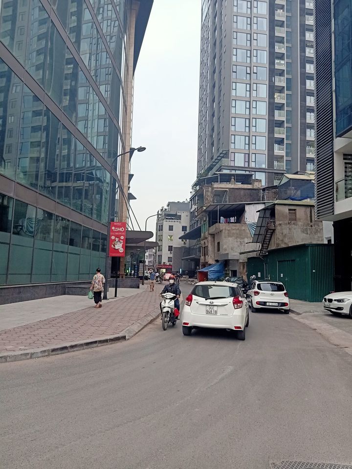 Bán mảnh đất Thụy Khuê 97m2, mặt tiền 6m, giá 19.5 tỷ