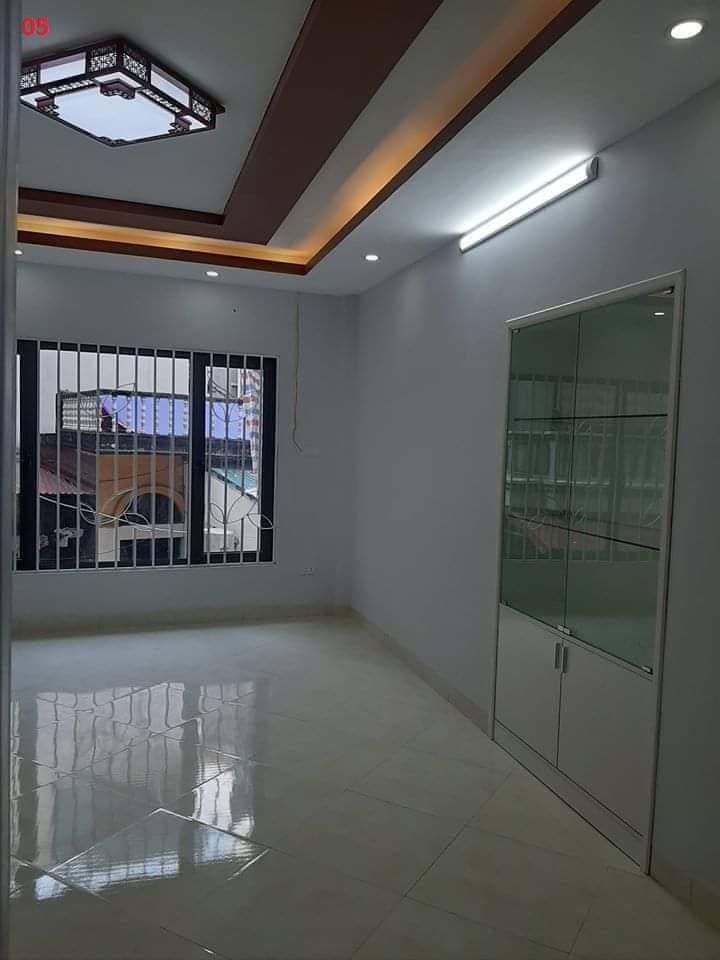 186m2