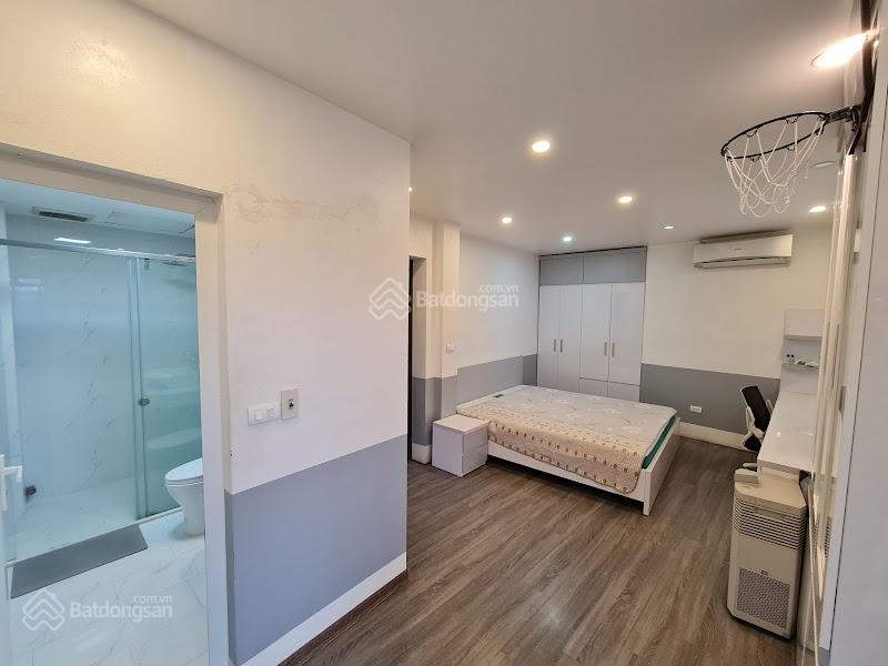 Bán gấp khách sạn Thái Hà 120m2, 8 tầng đẹp, doanh thu 300tr/th. Mặt tiền 9m