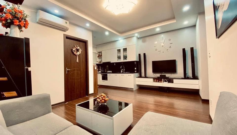 HOT.chính chủ cần tiền bán gấp nhà MT đường Phan Văn Trị P10 GV 4,2x17m giá 13 tỷ