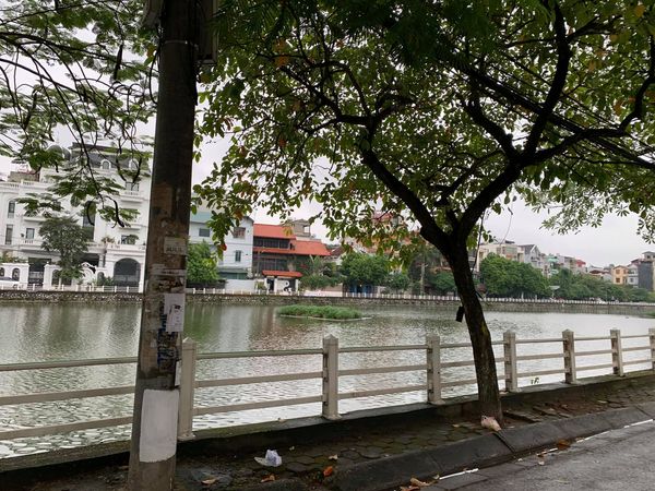 Bán đất khu vực Long Biên, mảnh đất vàng, 150m2, mt 9m