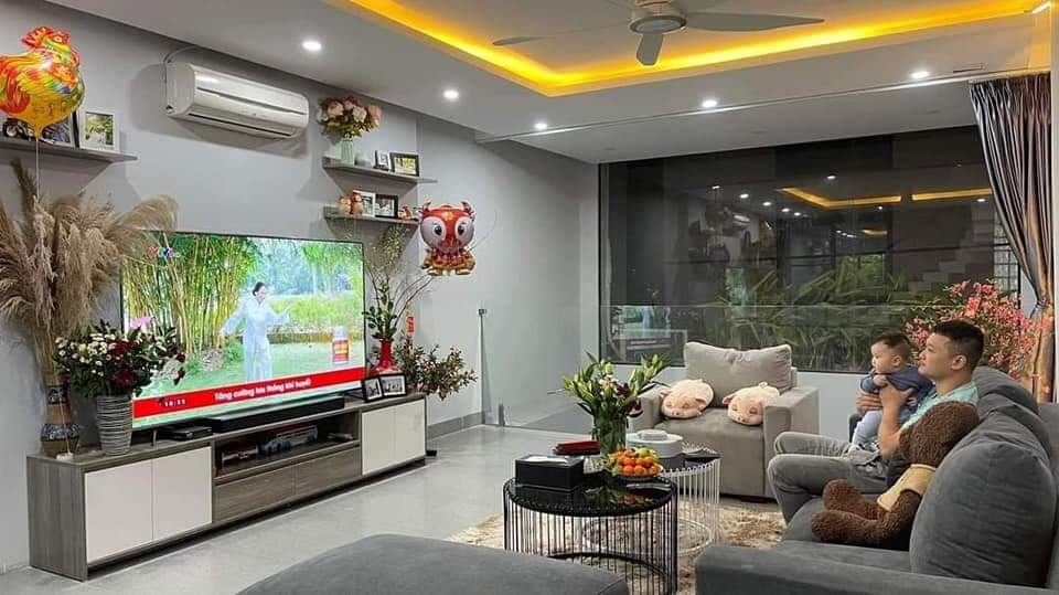 BÁN GẤP NHÀ MẶT PHỐ CỔ, HOÀN KIẾM GIÁ 22.5 TỶ - 40M2, 4 TẦNG, MT 5M. CHO THUÊ 2600$/THÁNG