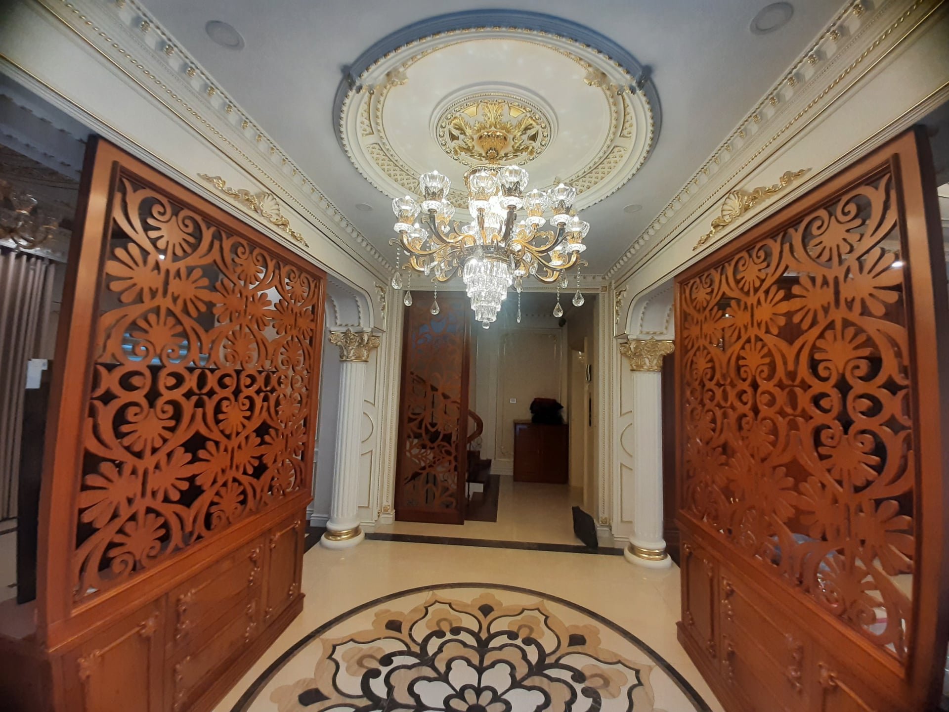 TÒA NHÀ TÂY HỒ, 7 TẦNG 1 HẦM, 2 MẶT TIỀN ĐƯỜNG OTO TRÁNH, DIỆN TÍCH 101.4M, GIÁ 35 TỶ