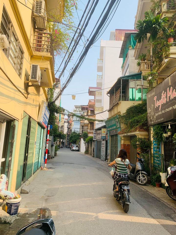 Bán nhà mặt phố 9 tầng diện tích 83m2 Mai Dịch-Cầu Giấy-Hà Nội.