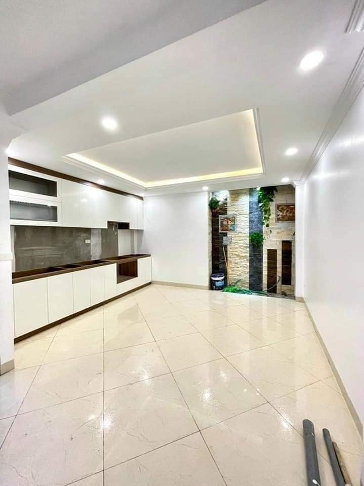 BÁN NHÀ MẶT PHỐ TRẦN PHÚ, KINH DOANH,VỈA HÈ RỘNG,50M, GIÁ 10,5 TỶ