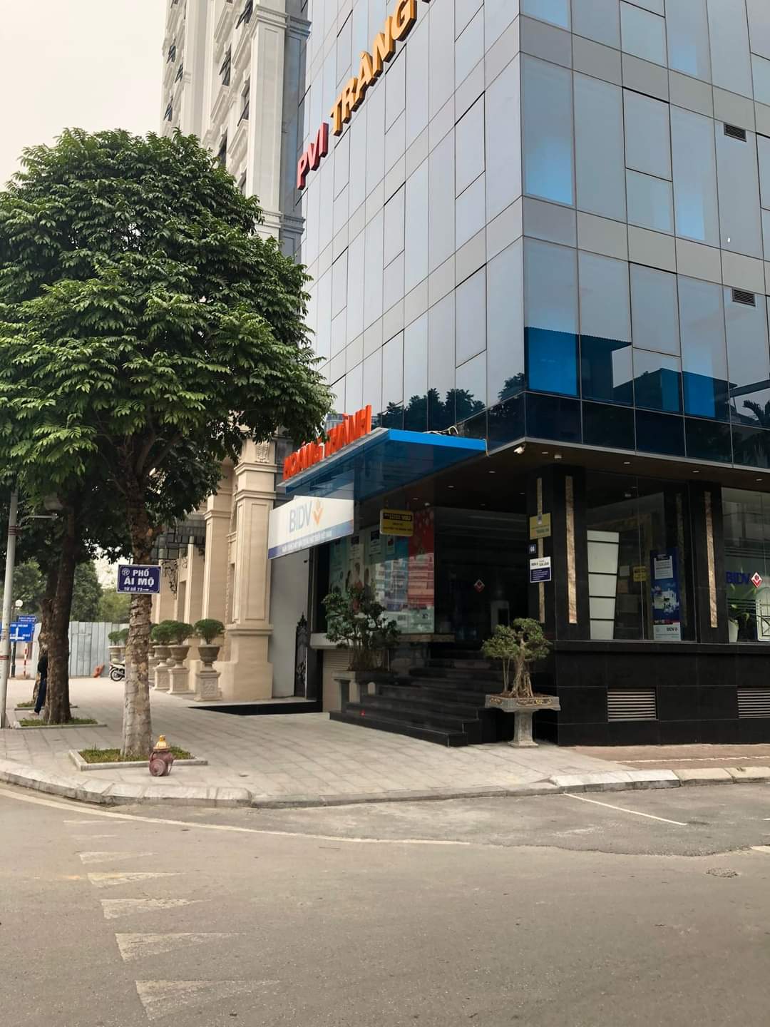 PHÂN LÔ ÔTÔ KINH DOANH- ÁI MỘ-LONG BIÊN-DT 75m2-7T-MT 5,5m-Giá 19 tỷ.