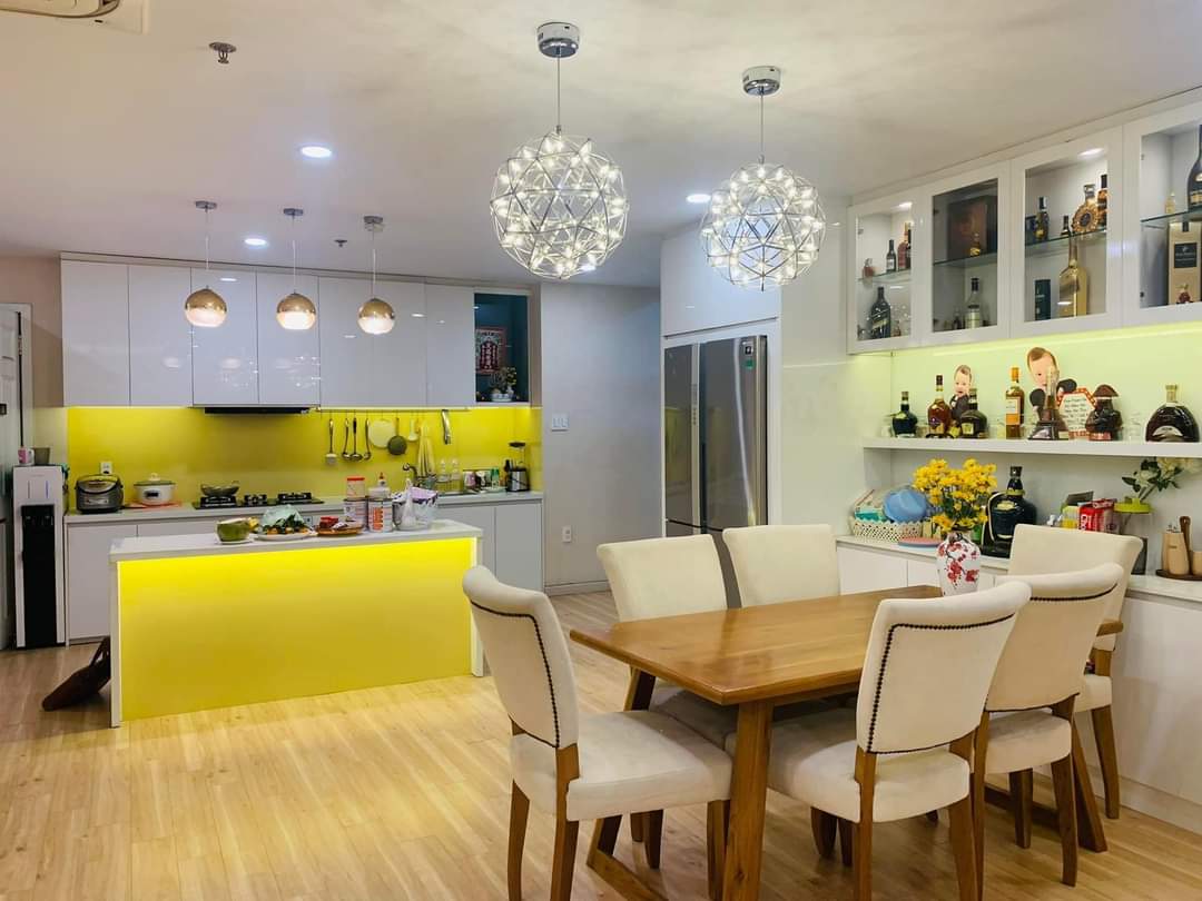 BÁN NHÀ ĐỐNG ĐA, MẶT HỒ HOÀNG CẦU, 50M2, 6 TẦNG, MẶT TIỀN 6M, CHỈ 15 TỶ.