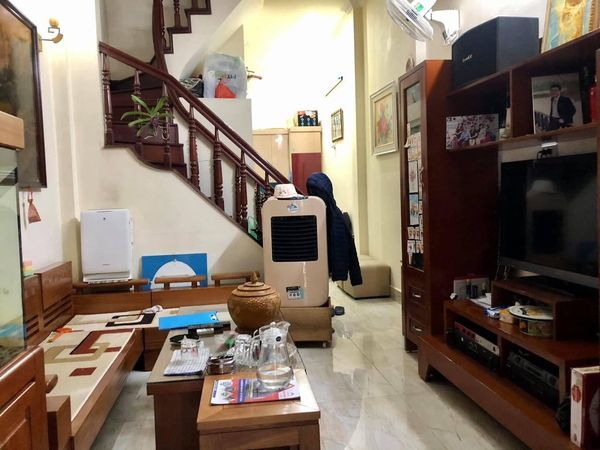 Bán nhà mặt ngõ Thái Hà, 46m2 x 4 tầng, mặt tiền 4m, ô tô dừng đỗ