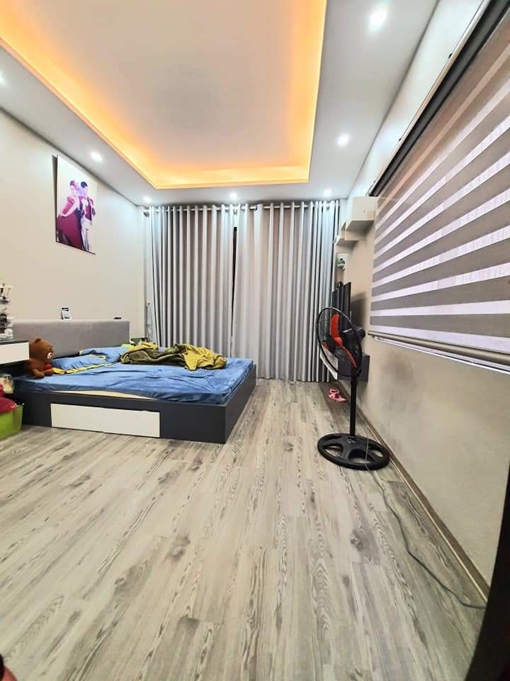 Cần Bán Nhà Phố Hoàng Như Tiếp. Kinh Doanh. DT 115m2.