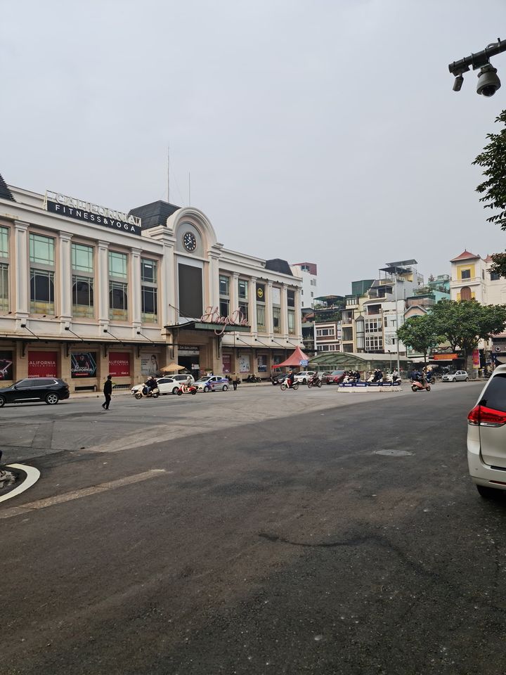 Bán nhà MP Đường Thành, 32m2 x 4 tầng, mt 3.7m, 23 tỷ