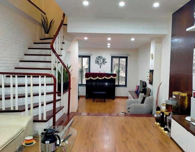 Bán nhà cầu giấy vỉa hè ô tô tránh nơi đẳng cấp hội tụ