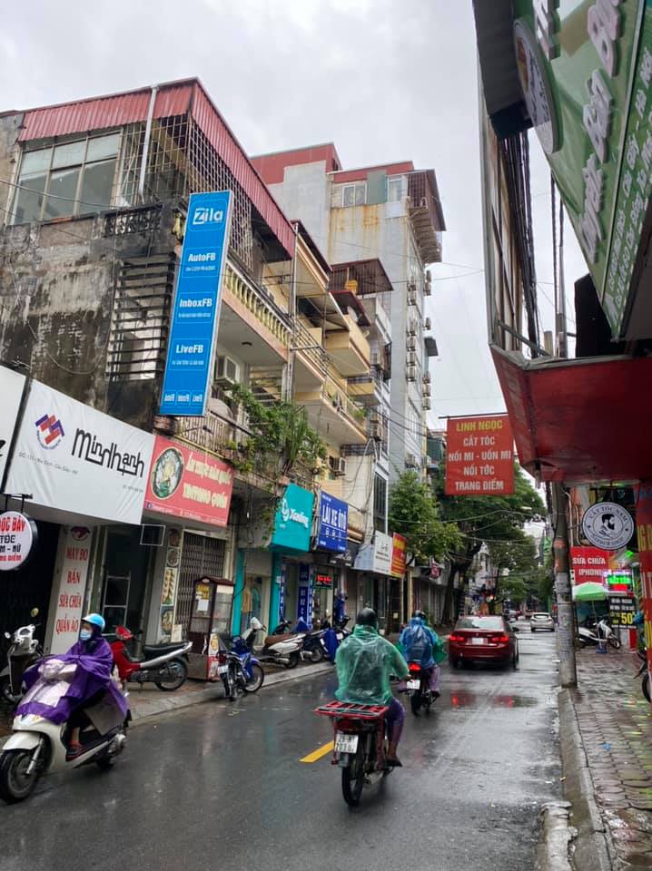 BÁN ĐẤT TẶNG NHÀ 4 TẦNG - MẶT PHỐ - VỈA HÈ KINH DOANH - GIÁ YÊU THƯƠNG