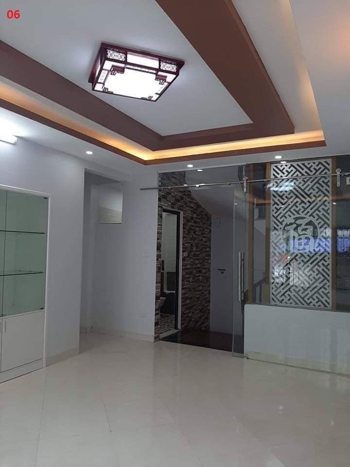 Bán toà căn hộ cho thuê, văn phòng, thang máy, vỉa hè, kinh doanh, Xuân La 8 tầng 35 tỷ.