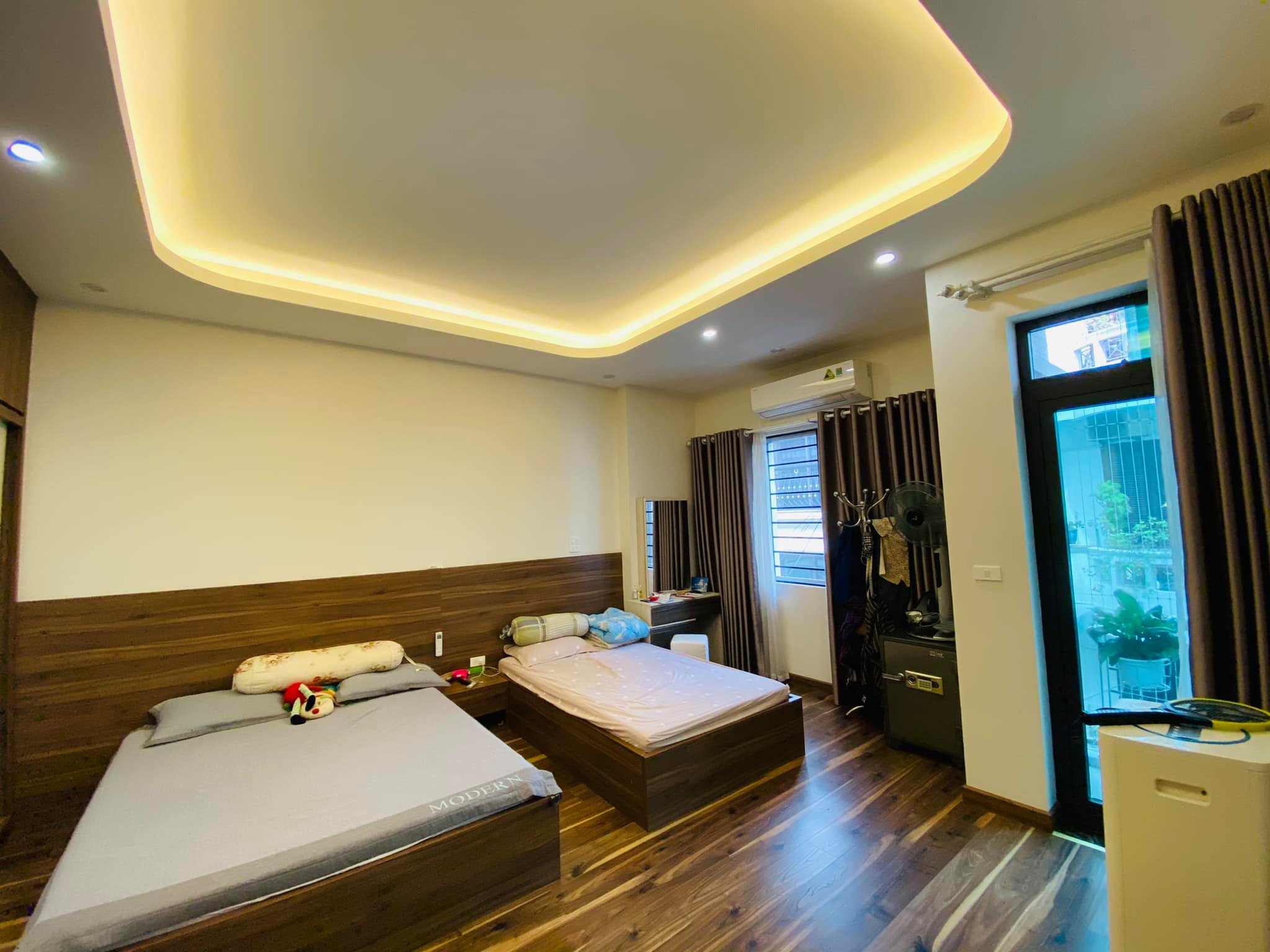 125m2