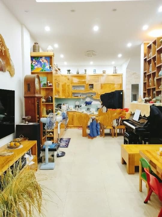  64m2