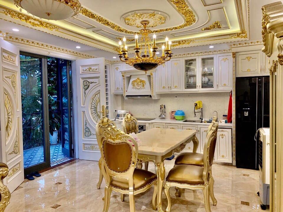 Bán Gấp 209 Đất Ngõ 95 Chùa Bộc Đống Đa, 3 Mặt Ngõ Ô Tô Tránh, Mặt Tiền 20m, Giá 39.8 Tỷ