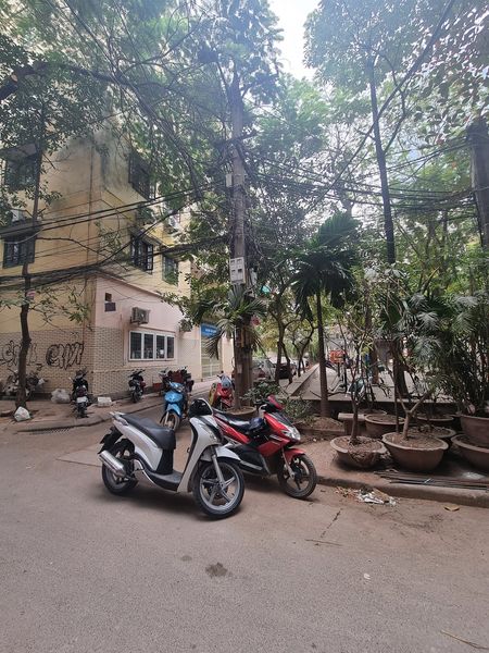 Bán nhà linh lang 40m2 giá 10,5 tỷ