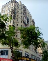 BUILDING 9 TẦNG SIÊU CHẤT QUẬN TÂY HỒ, VỊ TRÍ CÓ MỘT KHÔNG HAI. + Toà văn phòng cực đỉnh 120m2, mặt tiền 9m siêu đẹp, view Hồ Tây với 9 tầng đẳng cấp, 3 mặt thoáng, thiết kế hiện đại, + Tầng hầm để xe + nhà hàng. + Tầng 1 đến 8: Mỗi tầng: 3 phòng kinh doanh + 1 P.Khách + 2 WC. + Tầng 9: Khu cafe + sân vườn. + Dòng tiền mùa dịch $4.700/ tháng (Hợp đồng khách thuê $6.700/ tháng, mỗi năm tăng 10% giá thuê) + Pháp lý cực chuẩn, đầy đủ GPXD, PCCC,... + LH(90) Mrs Dung 098.115.8.507
