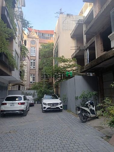 Cần bán nhà xt 4 tầng, phân lô Lê Văn Lương, 80m2, đường 2 ô tô tránh.