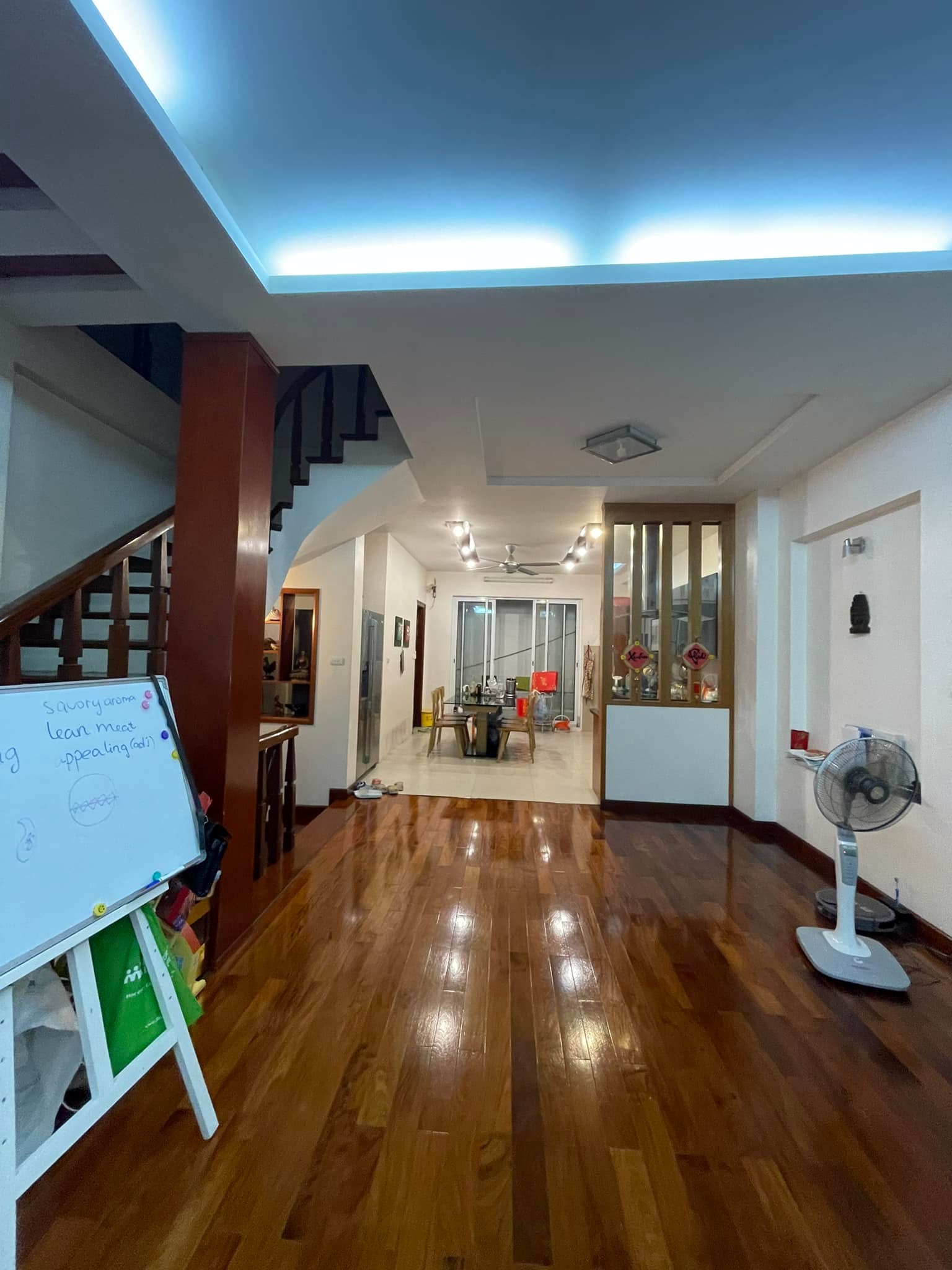 LÔ GÓC 3 MẶT THOÁNG - NHÀ ĐẸP NHẤT KHU - GARA Ô TÔ - NGÕ THÔNG KINH DOANH