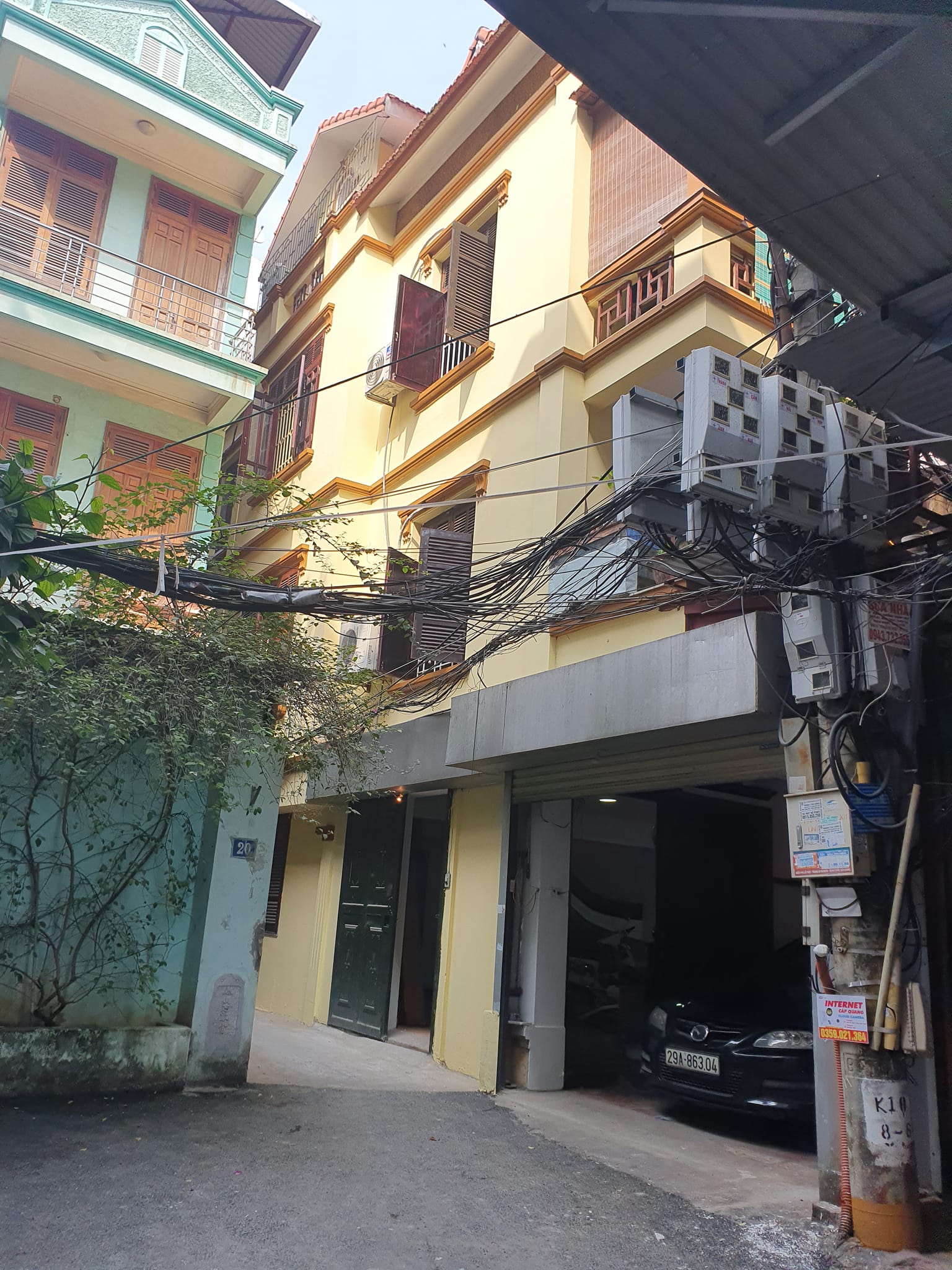 TÂY HỒ - LÔ GÓC - GARA- Ở SƯỚNG- CHỦ THIỆN CHÍ.