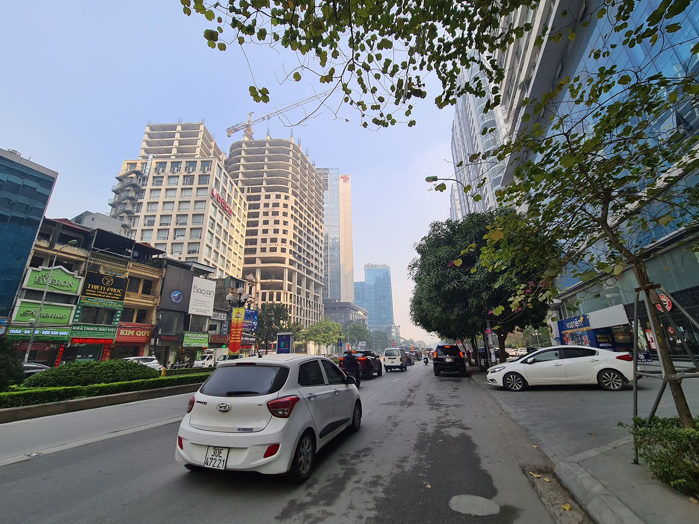 Ô tô Tránh Đội cấn Ba Đình diện tích lớn mặt tiền khủng giá tốt