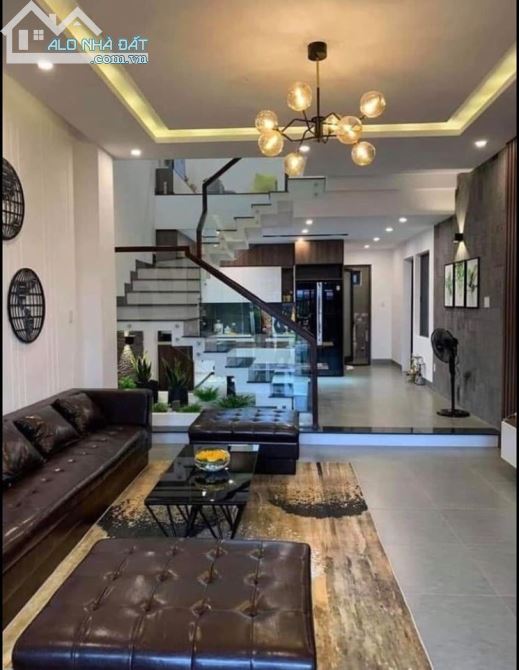 BÁN NHÀ MẶT PHỐ TRUNG KÍNH, VỈ HÈ RỘNG, KINH DOANH ĐỈNH, CHỈ 15 TỶ