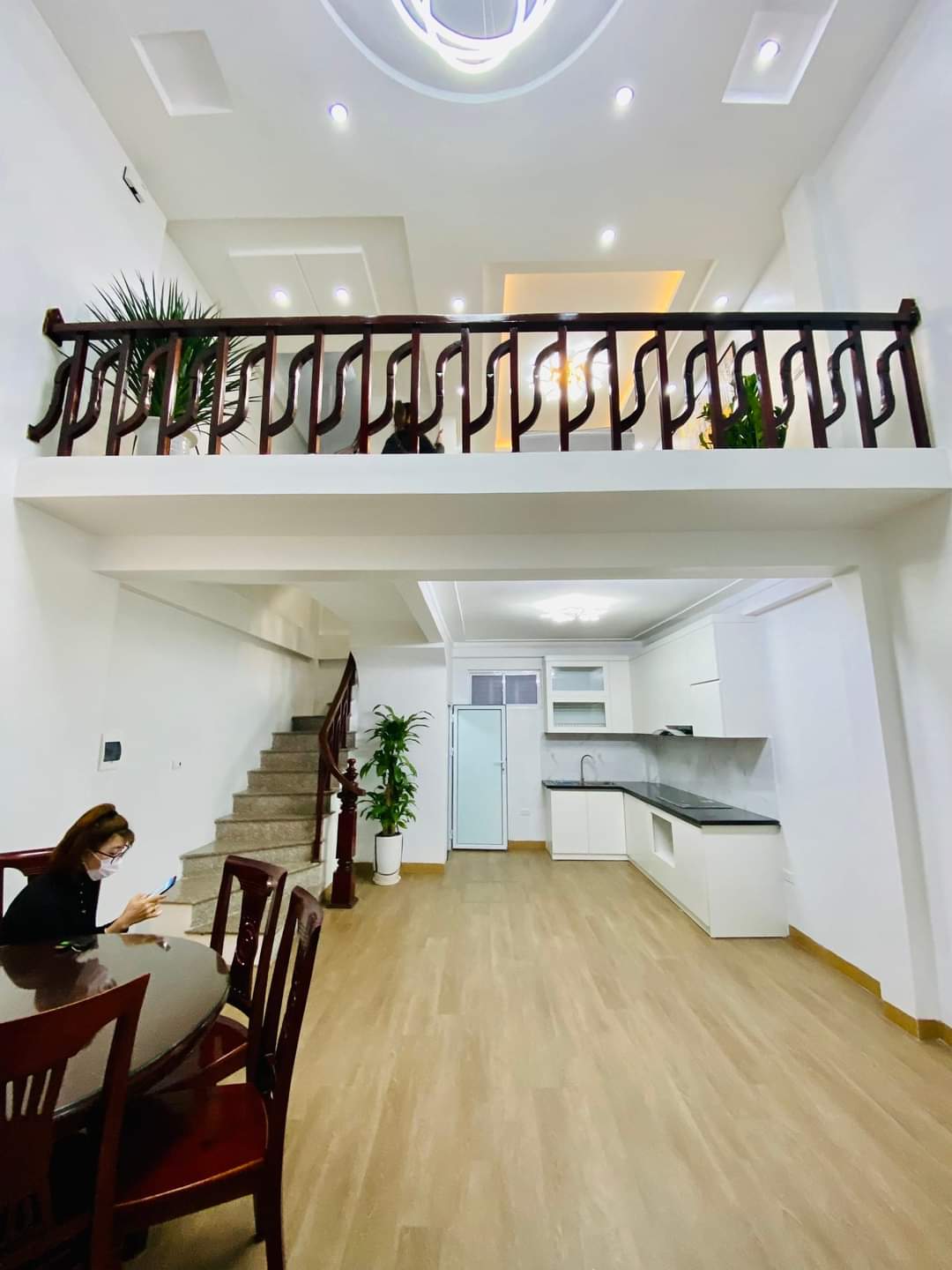 Bán nhà gấp Tông Đản quận Hoàn Kiếm Diện tích 35 m 5 tầng Giá13 tỷ 500 -Nhà phố Tông Đản thuộc phương Tràng Tiền Quân Hoàn Kiếm.