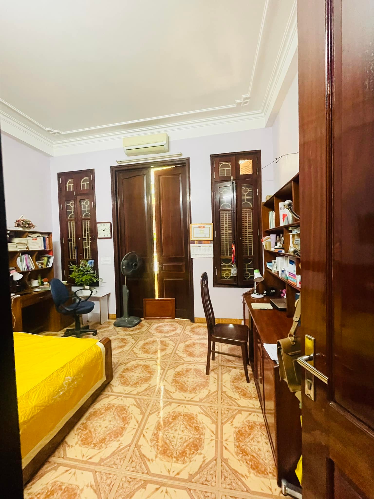 Bán gấp sp ngõ 61 Phạm Tuấn Tài 50m2, 5t, mt 4.5m, giá 11.8 tỷ, phân lô cán bộ, 2 mặt ngõ