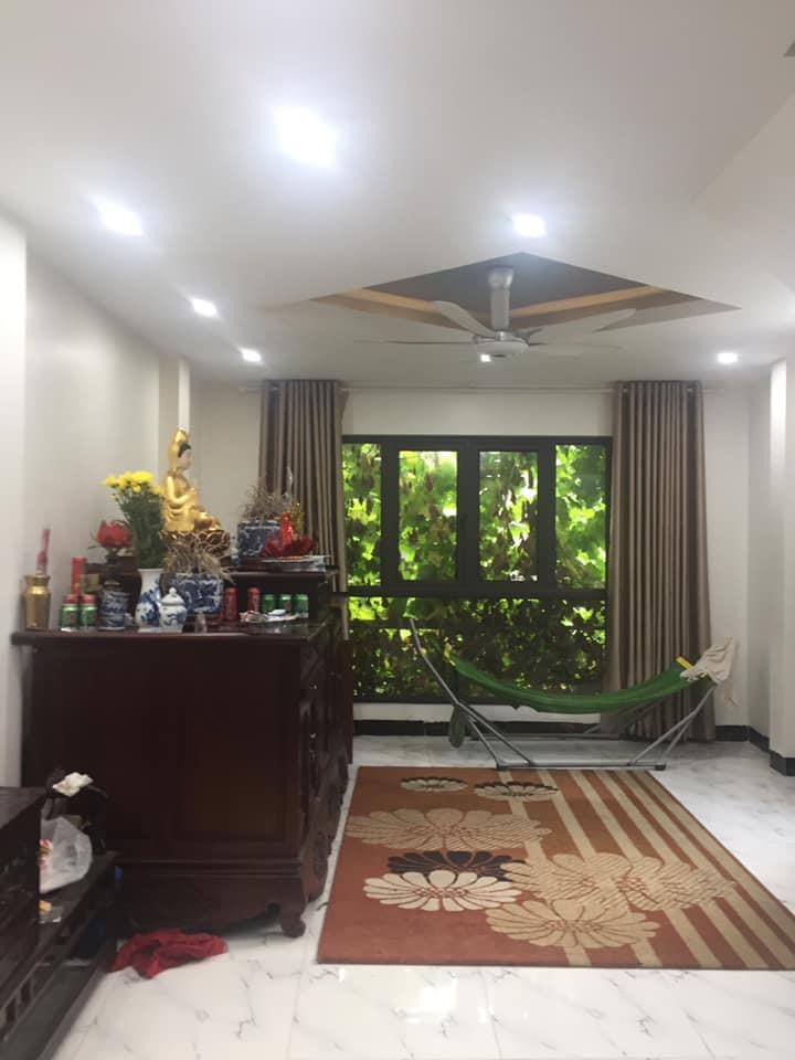 Phố Hoàng Cầu 110m2 9 tầng MT 20m KD cực đẳng cấp - dòng tiền 200tr/th giá 42 tỷ