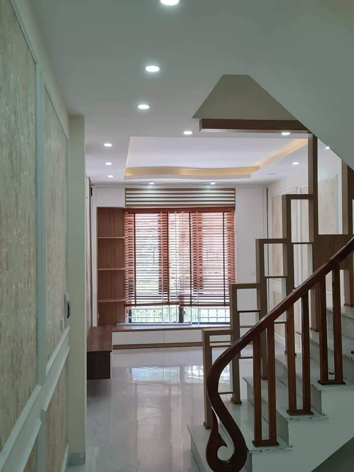 Bán tòa nhà 8 tầng mặt phố Tôn Đức Thắng diện tích xây dựng 136m2 mặt tiền 6m thênh thang,giá 50 tỷ.