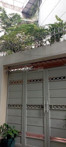 Bán biệt thự 3 tầng phố Chùa Hà, Cầu Giấy mặt tiền rộng ô tô đỗ 120m2 15.9 tỷ