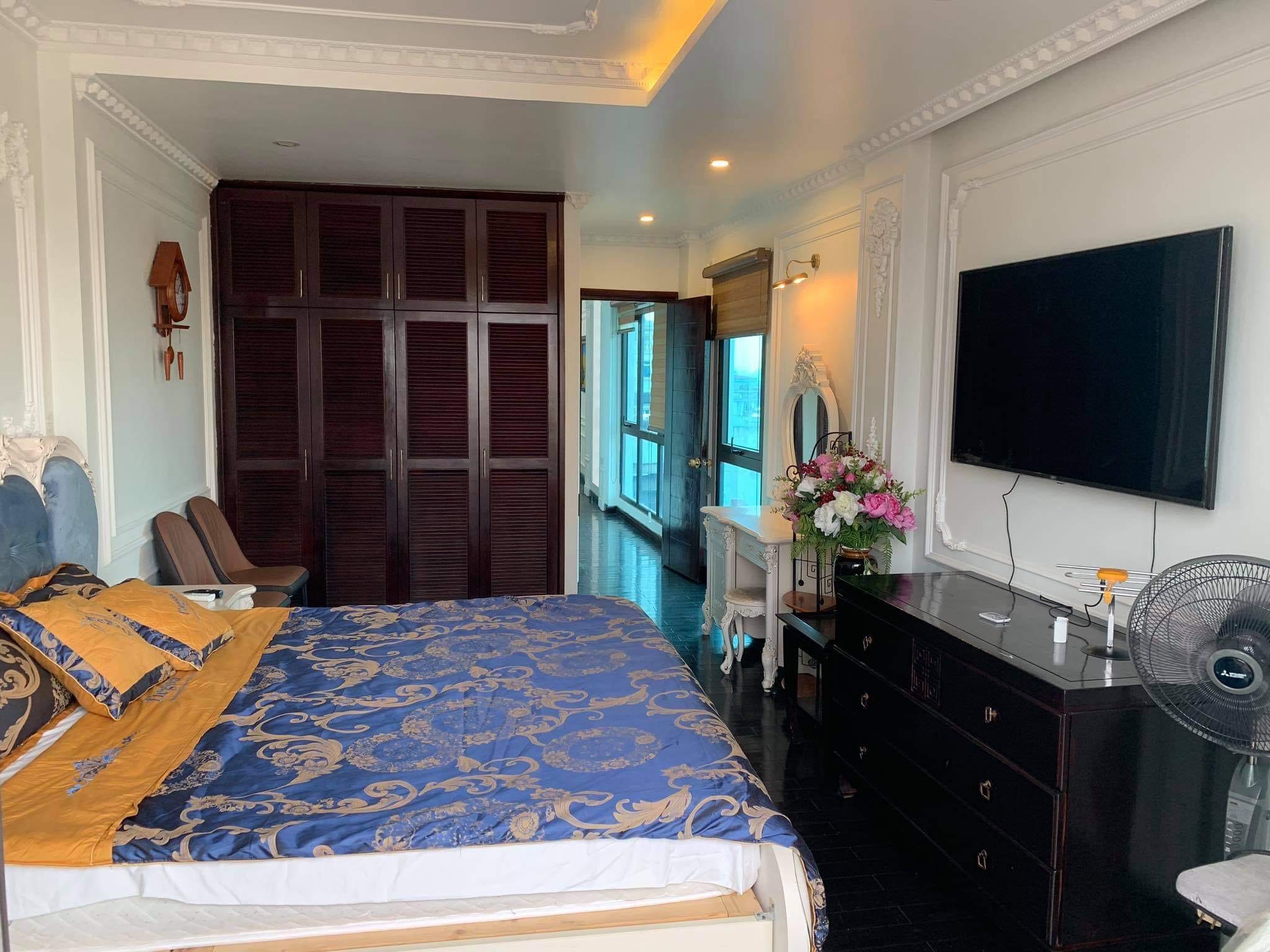 Nhà mới tinh 5 tầng mặt phố Lý Nam Đế 66m2, mặt tiền 5m, 30 tỷ, kinh doanh, văn phòng