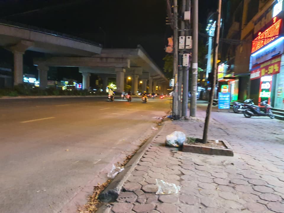 Bán nhà mặt Phố Nhổn - Sát Đại Học Công Nghiệp - Kinh doanh đỉnh cao, 8.7 tỷ
