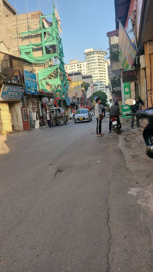 Bán đất phố Nguyễn Đức Cảnh, 80m2, mt 4.8m