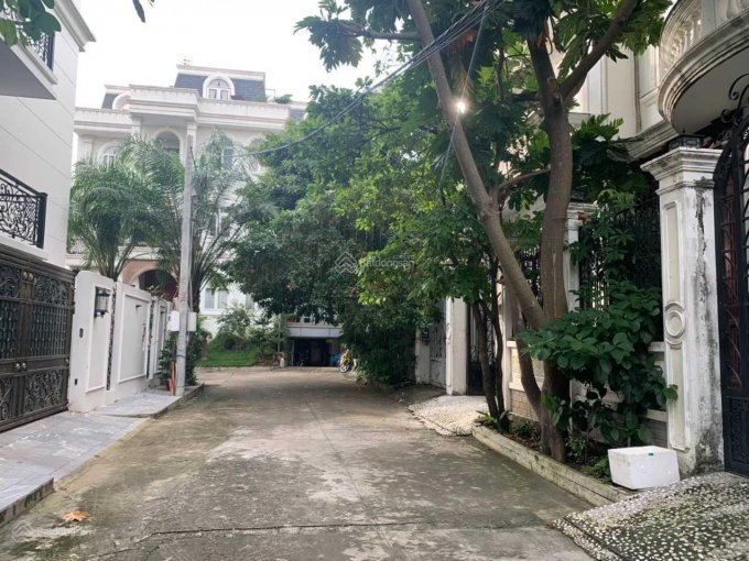 140m2