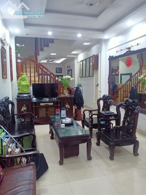 CĂN ĐẸP Vạn Kiếp, 53 m2, 7 tầng, giá: 17.5 tỷ. Trung tâm Hoàn Kiếm, kinh doanh.