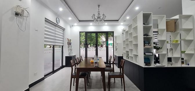 Cần Bán Gấp Căn Biệt Thự - Khu BT MINH TÂM – 6T, Thang Máy.