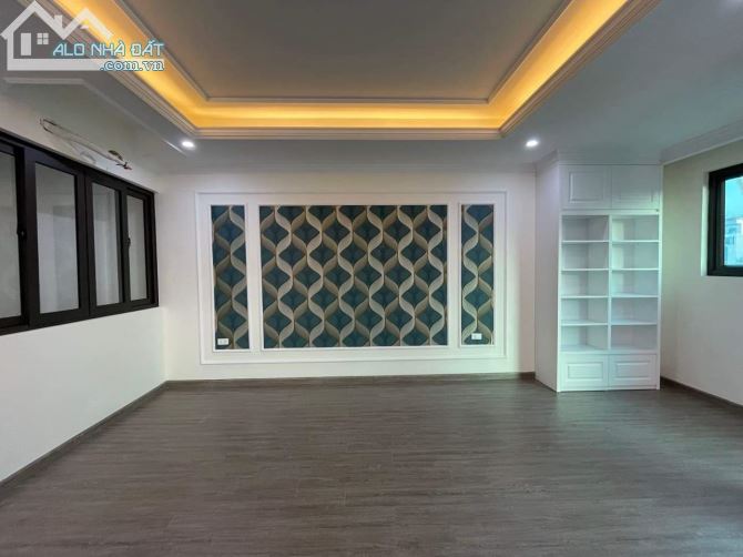 BÁN NHÀ MẶT PHỐ Trần Tử Bình, Cầu Giấy, oto, thang máy, 50m2, nhỉnh 17 tỷ: hoankiet1