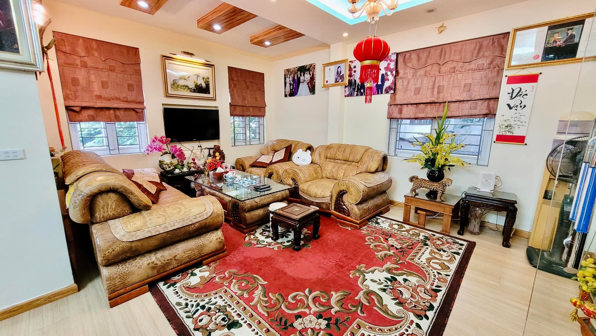 Cần bán nhà 90m2, phố Đào Tấn. 6 tầng thang áy, nội thất sang trọng. Lô góc 3 mặt thoáng.